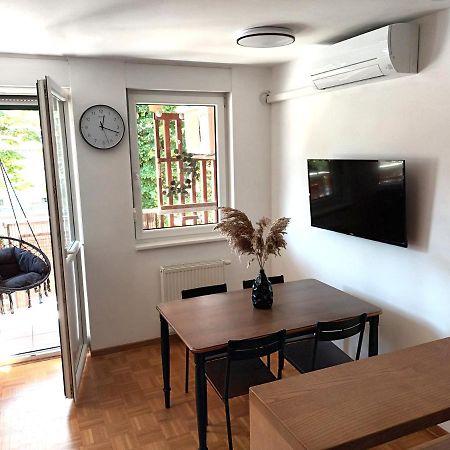 City Nest Apartment Кобарід Екстер'єр фото