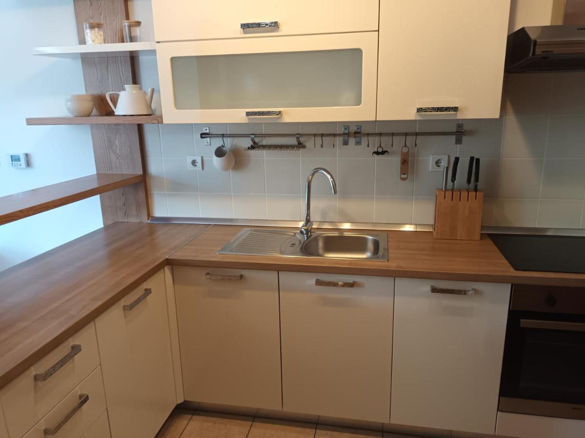 City Nest Apartment Кобарід Екстер'єр фото